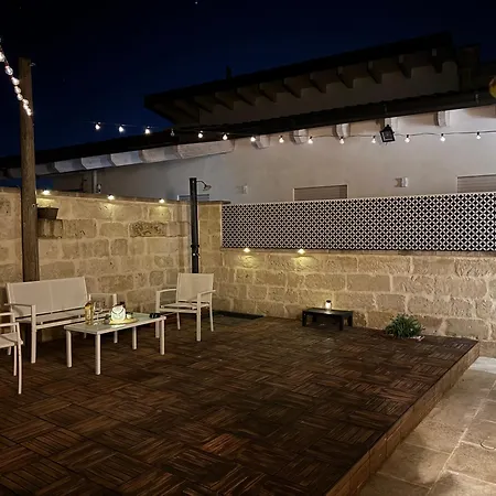 Vittoria Apartment *