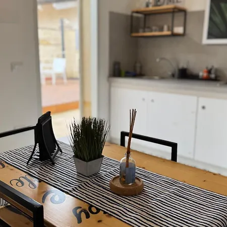 Vittoria Apartment *