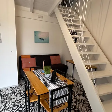 Vittoria Apartment