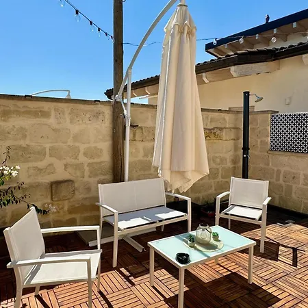 Vittoria Appartement *